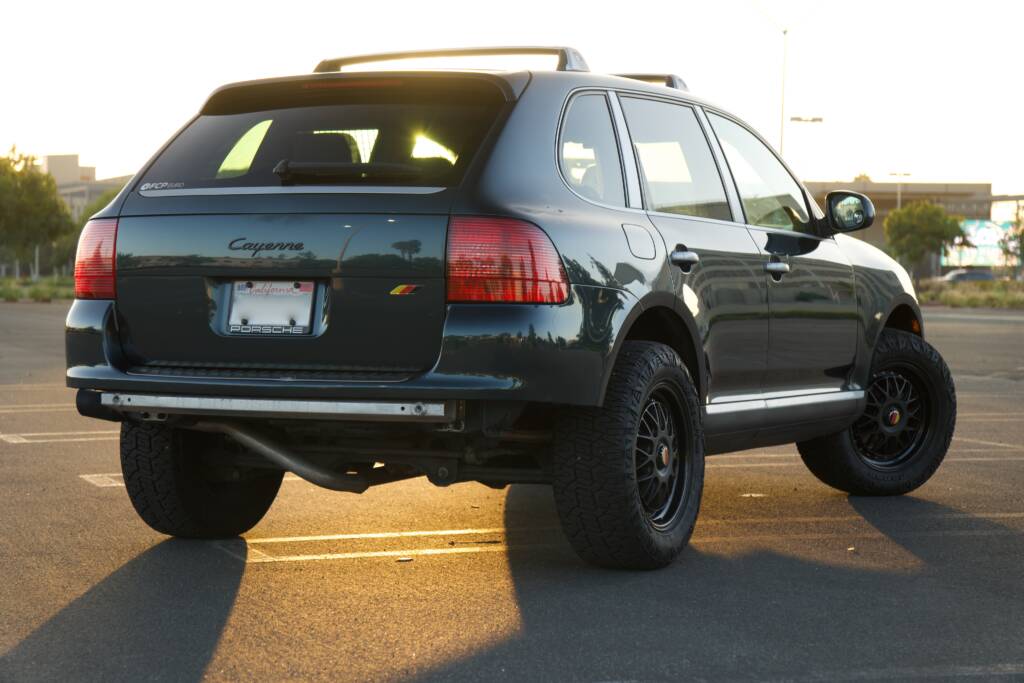 2004 PORSCHE CAYENNE AWD V6 With All Terrain Tyres + $1000